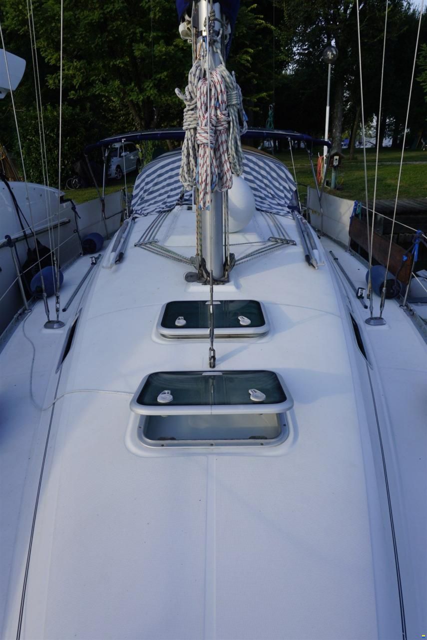 Beneteau OCEANIS 331