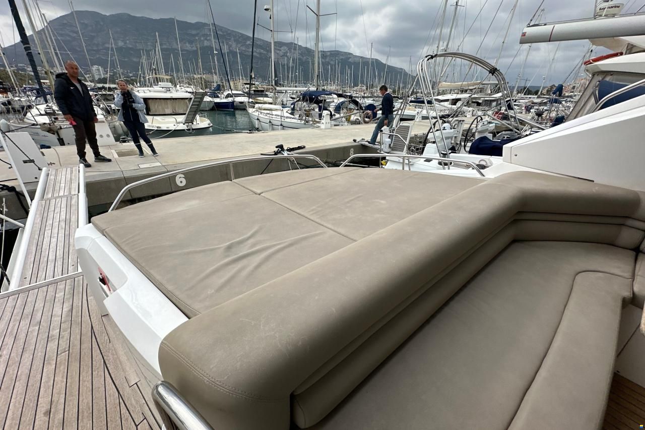 Sunseeker Portofino 53
