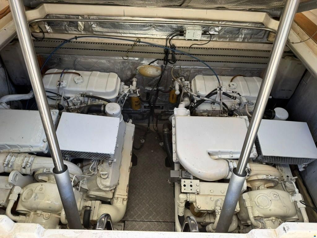 Fairline 42
