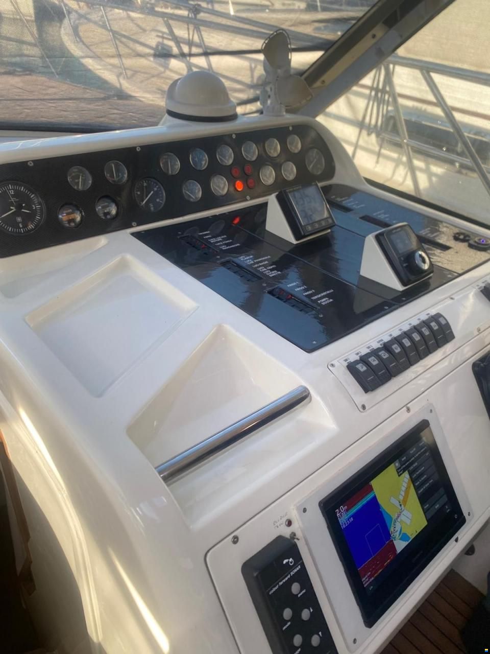 Fairline 42