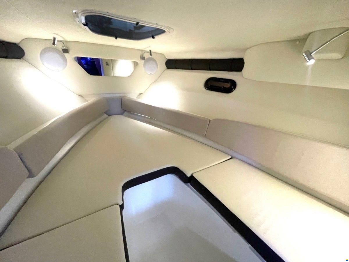 Sea Ray 250 SunSport
