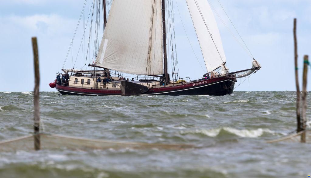 Tweemastklipper, charter