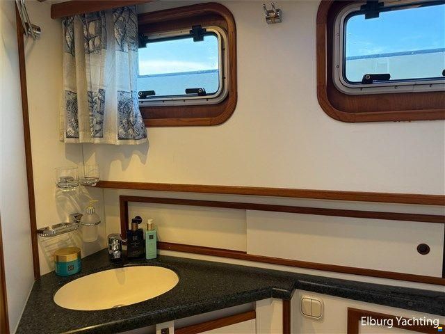 Altena 45 Blue Water Trawler