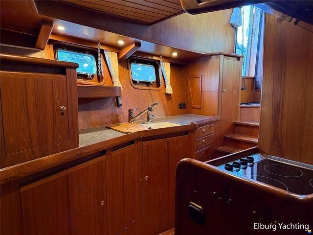 Altena 45 Blue Water Trawler