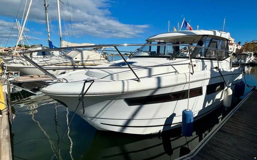 Jeanneau Merry Fisher 855