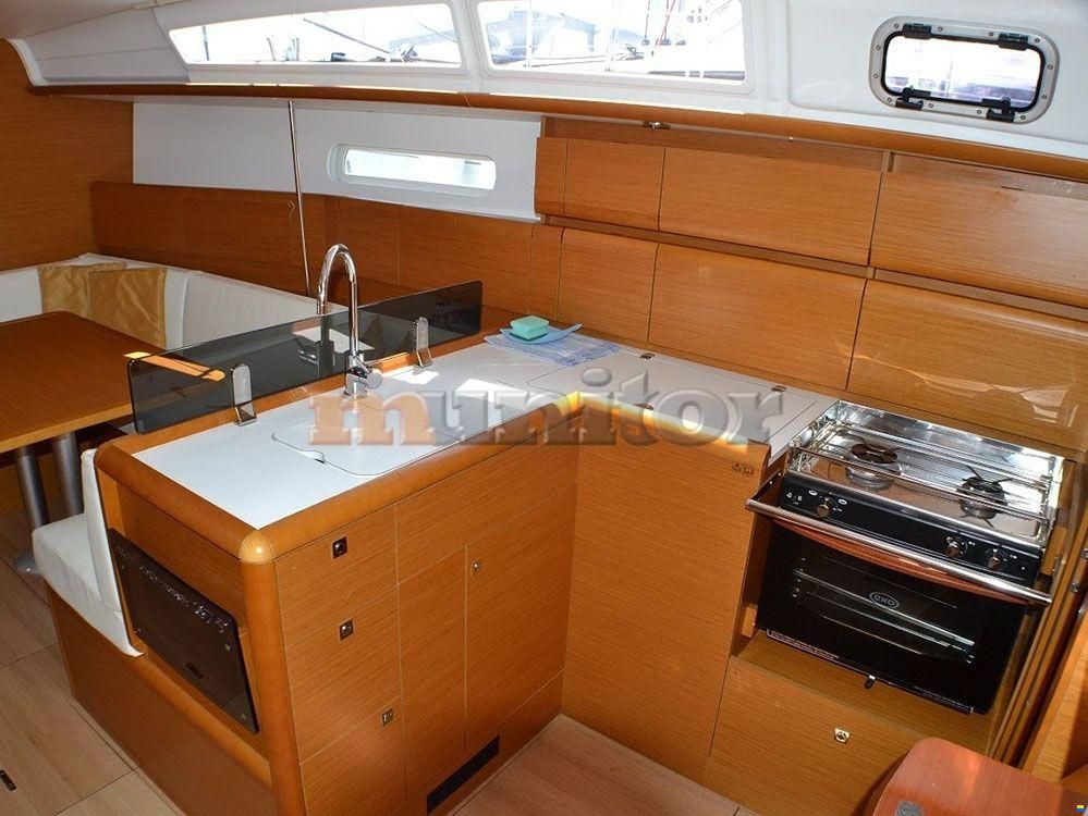 Jeanneau Sun Odyssey 379