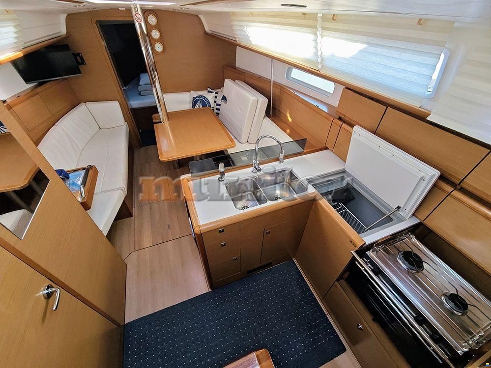 Jeanneau Sun Odyssey 379