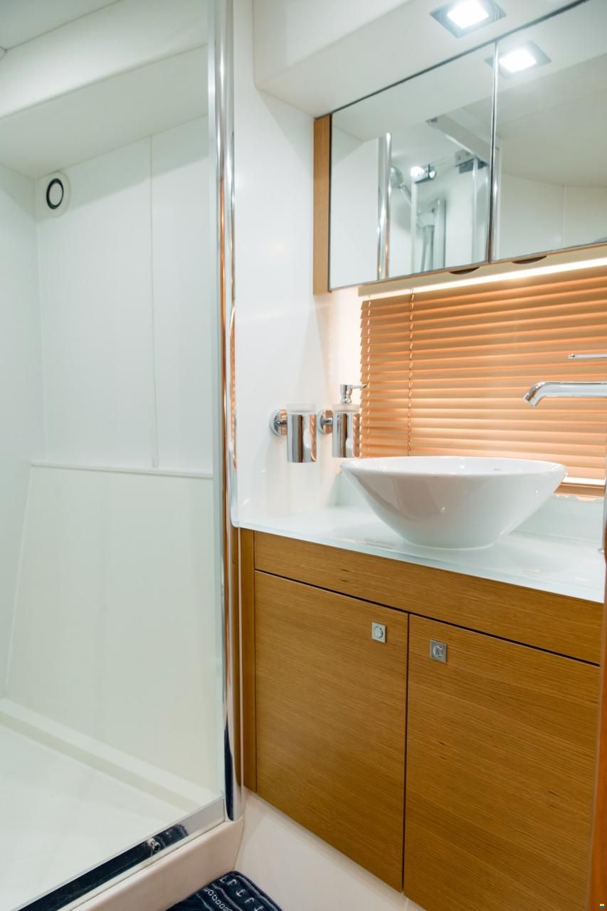 Sunseeker Manhattan 63