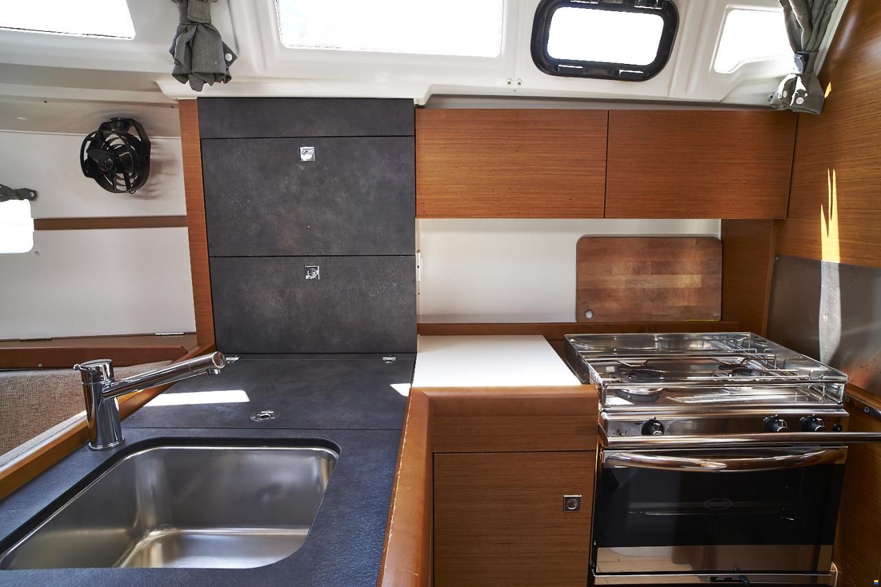 Jeanneau Sun Odyssey 349