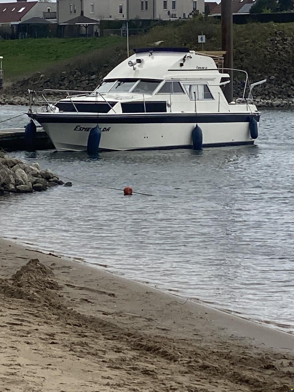 Fairline Sedan32