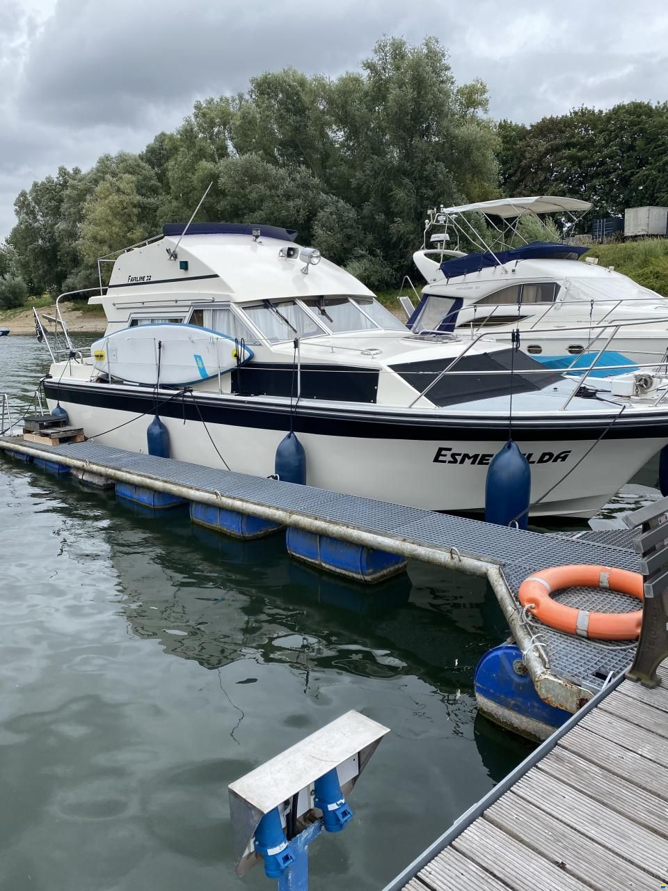 Fairline Sedan32