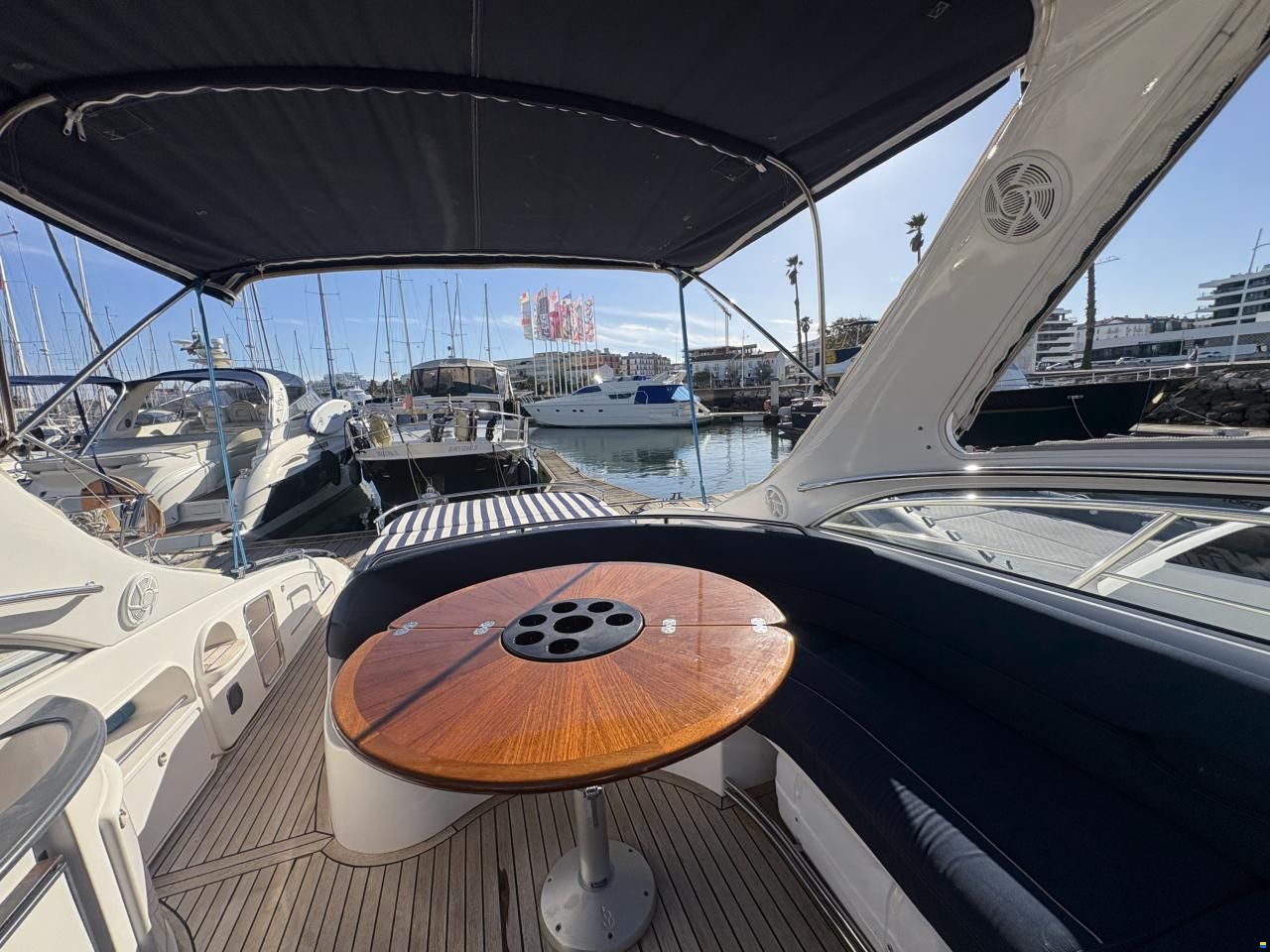 Windy 40 Bora