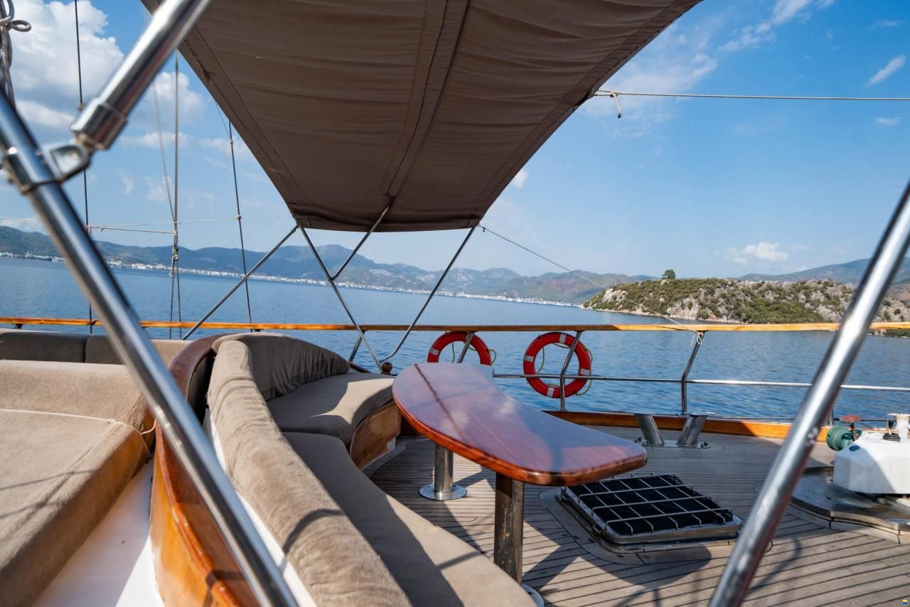 Custom Ketch 24m