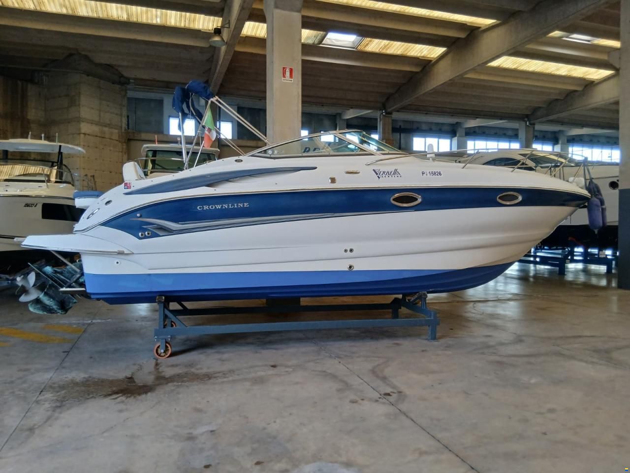 Crownline 270CR
