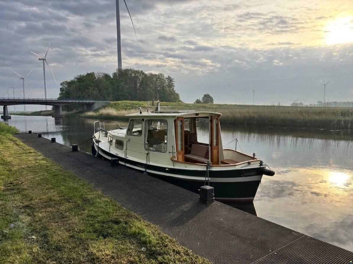 Oostvaarder 900 Kutter