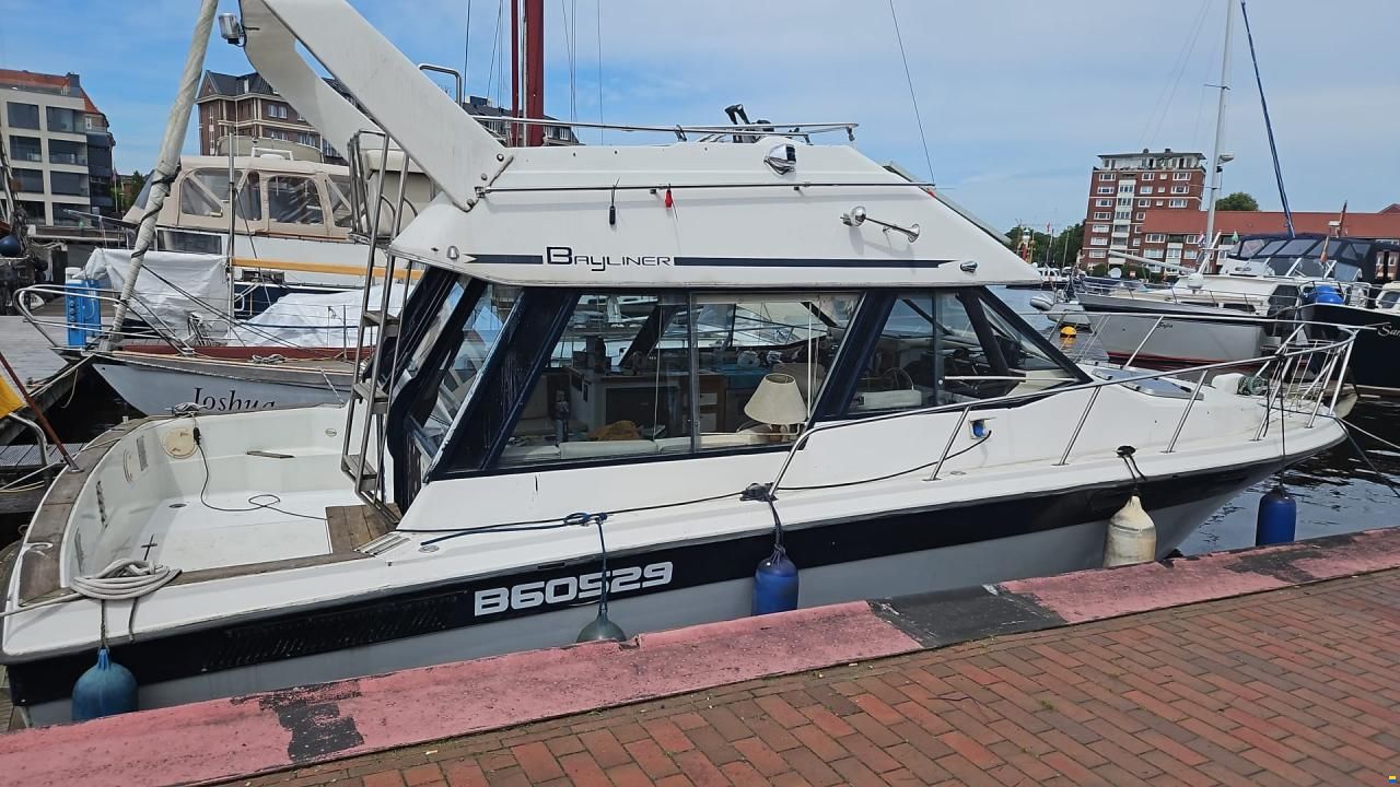 Bayliner 3270