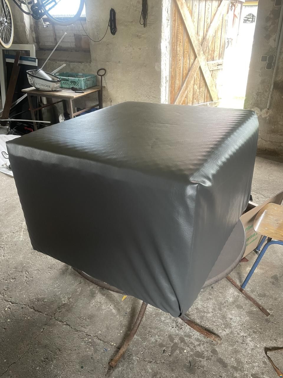 Stahlkaj&uuml;tboot