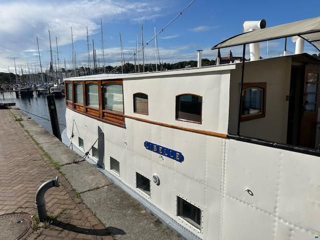 Wohnschiff / Hausboot