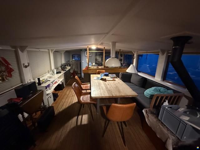 Wohnschiff / Hausboot