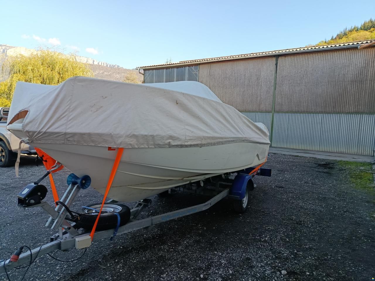 Prua al Vento Jaguar 520 hors-bord