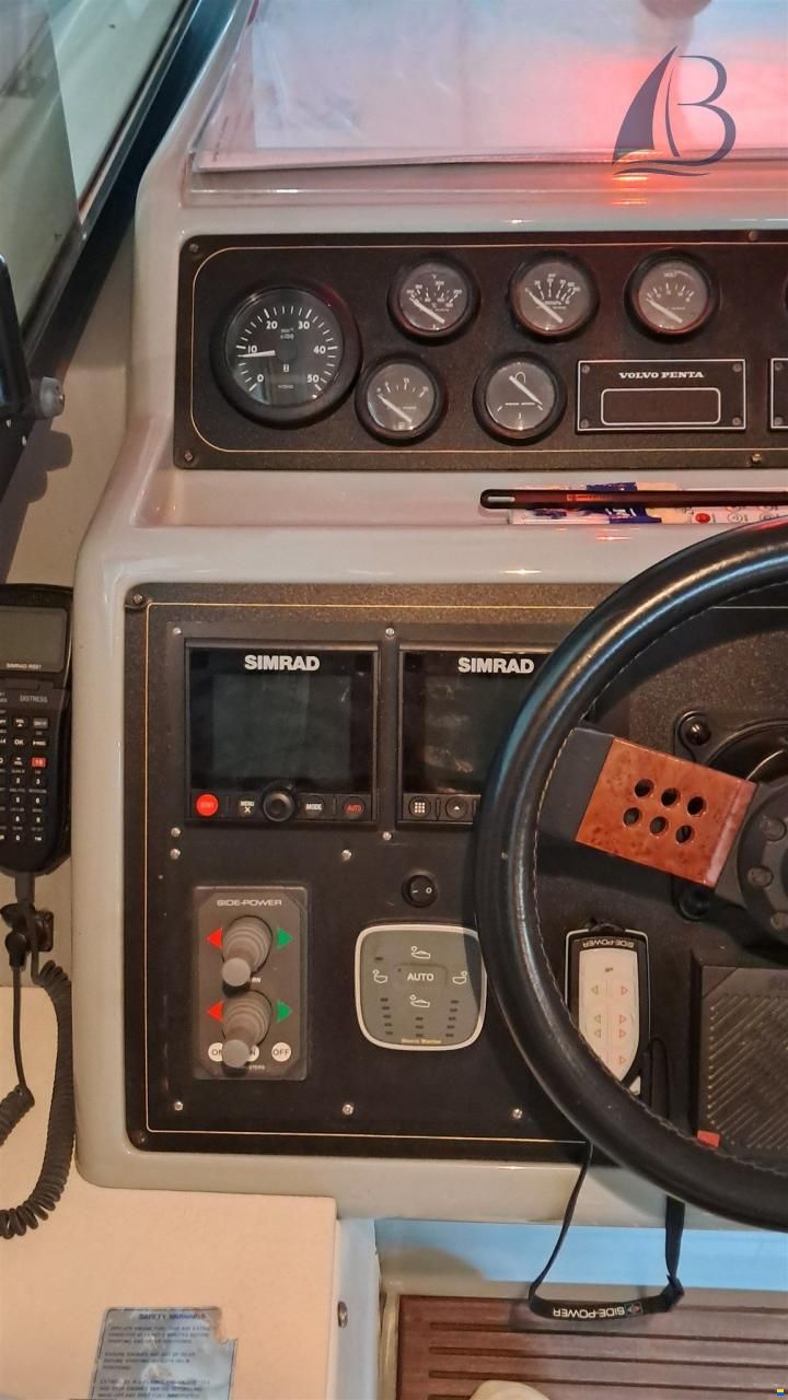 Fairline CORNICHE 31