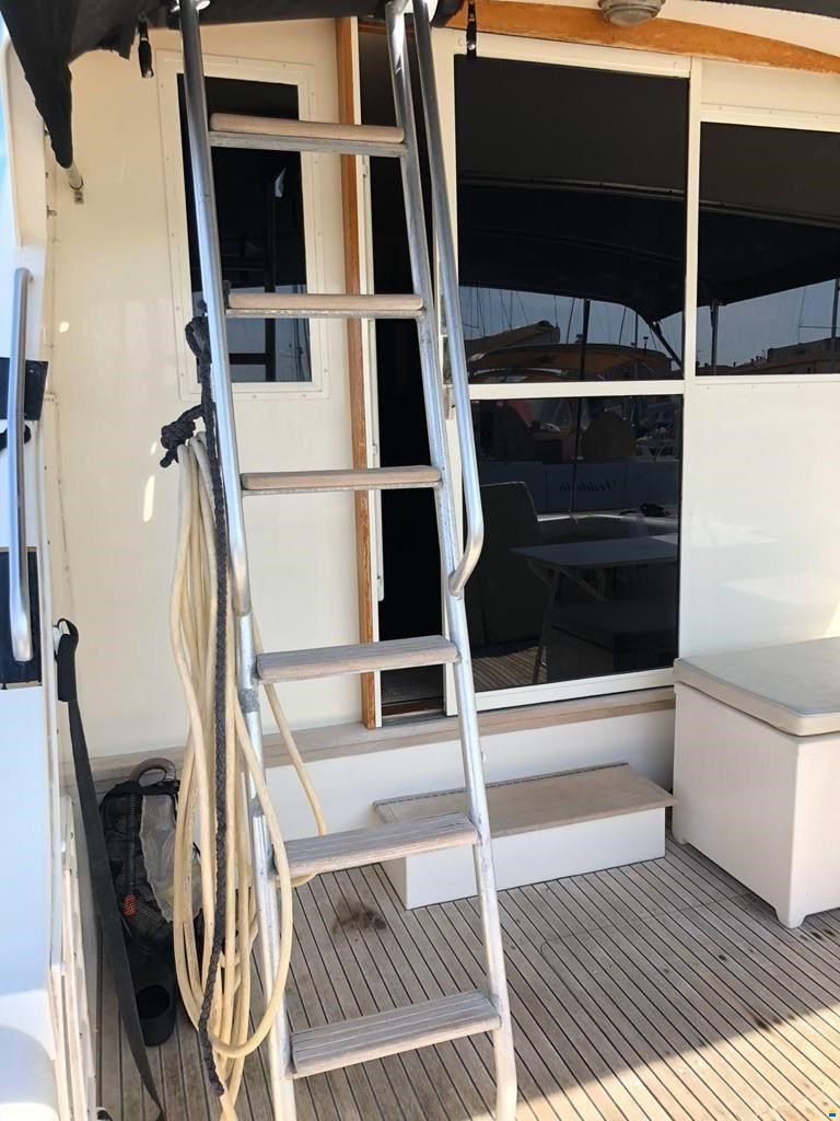Bertram Yacht 37' Convertible