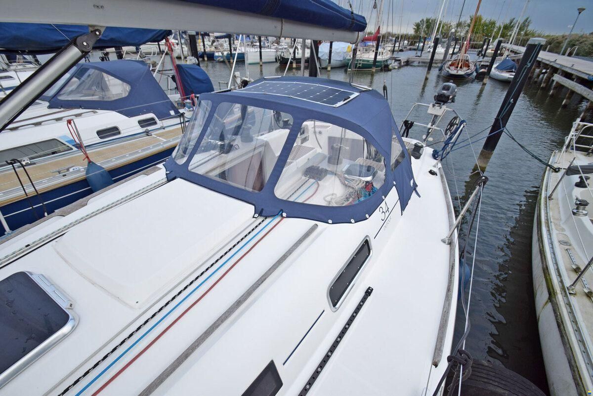 Dufour 34 Performance