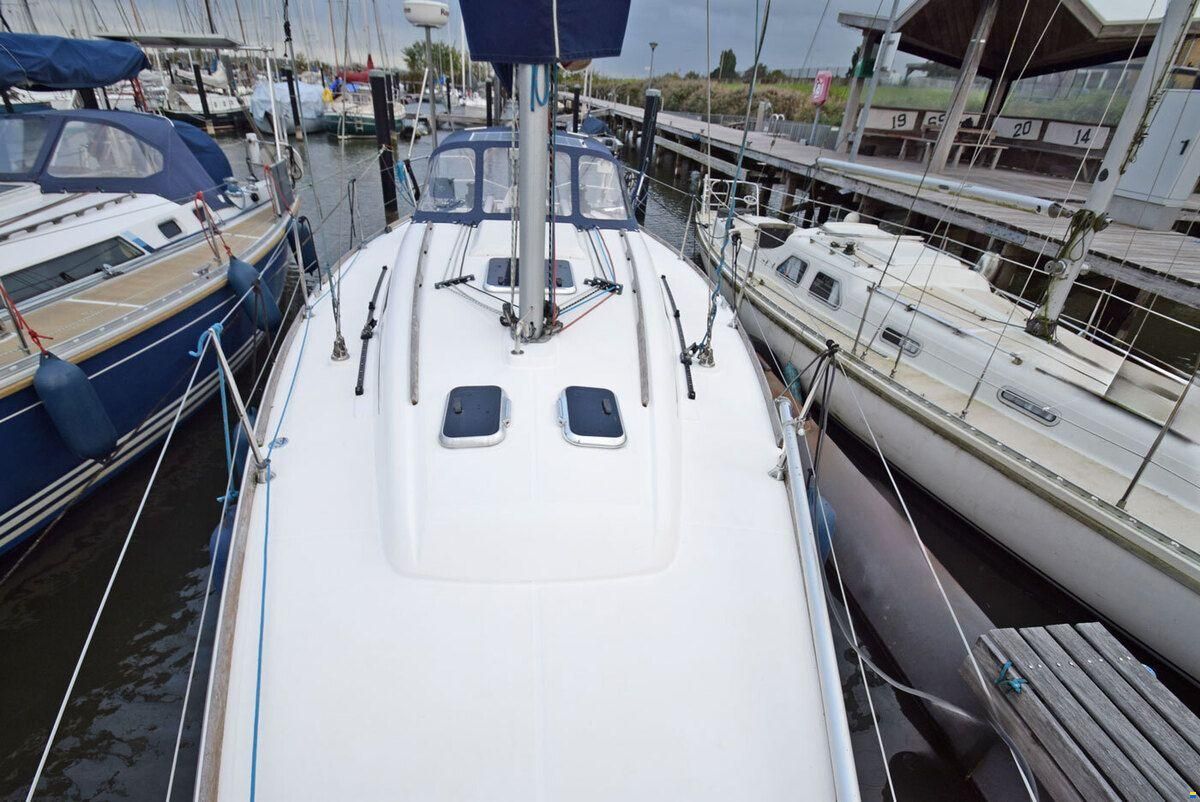 Dufour 34 Performance