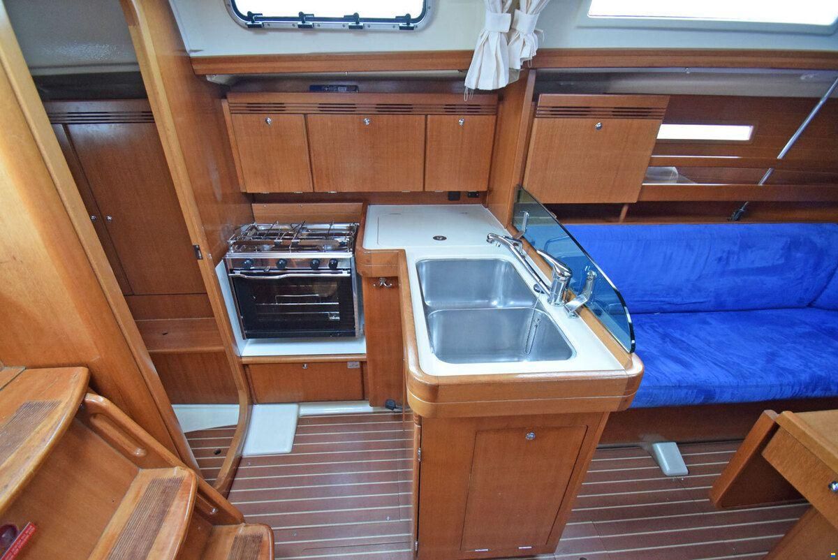 Dufour 34 Performance