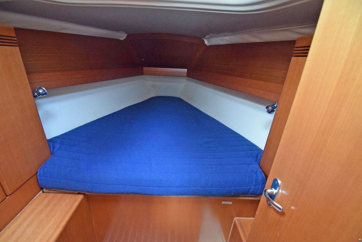 Dufour 34 Performance