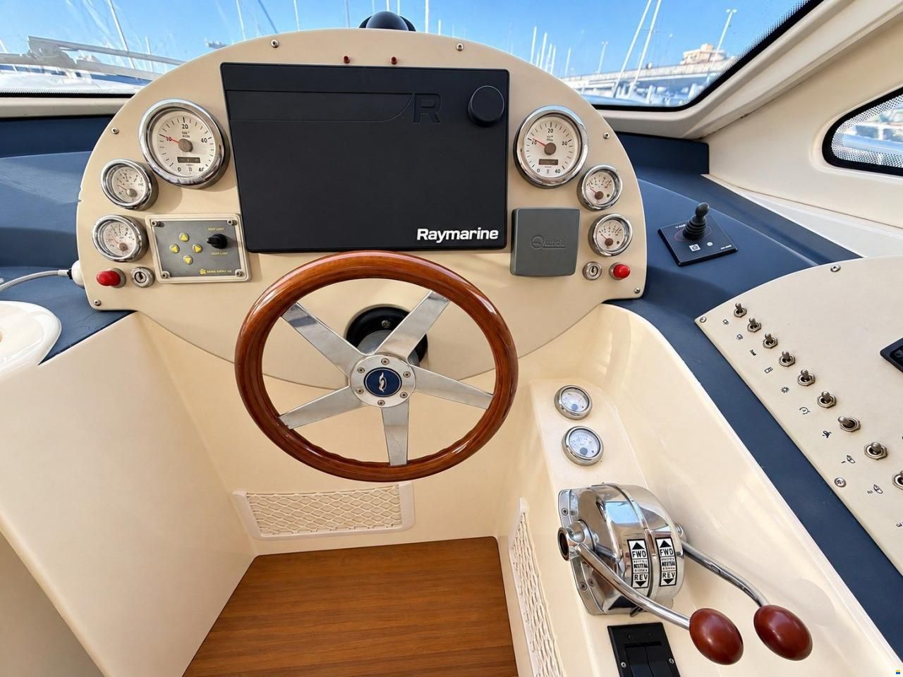 Intermare 33