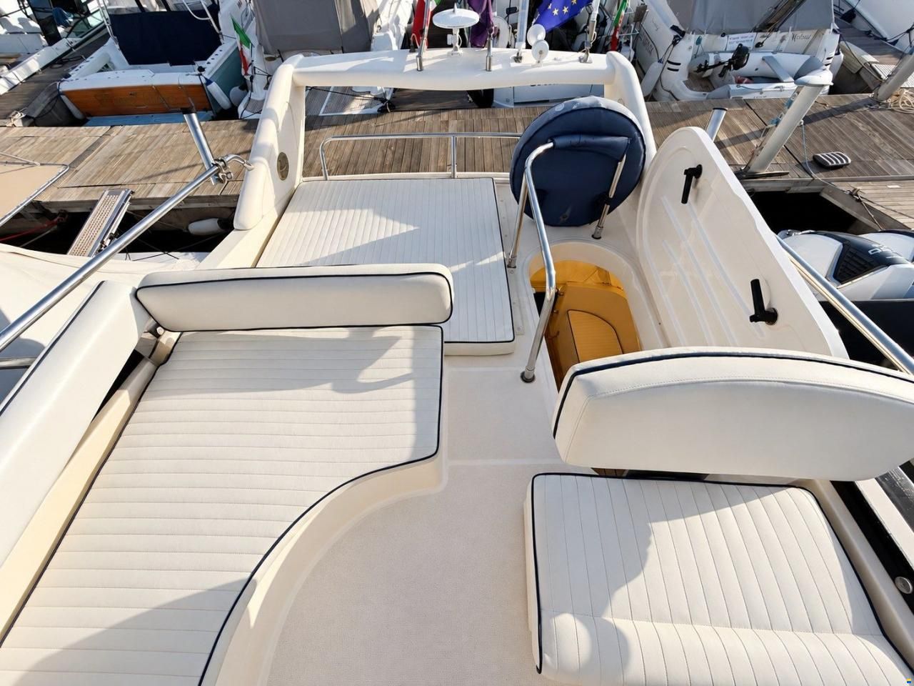 Intermare 33