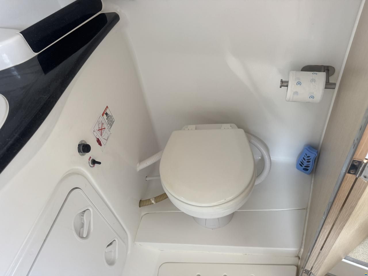 Saver 750 cabin