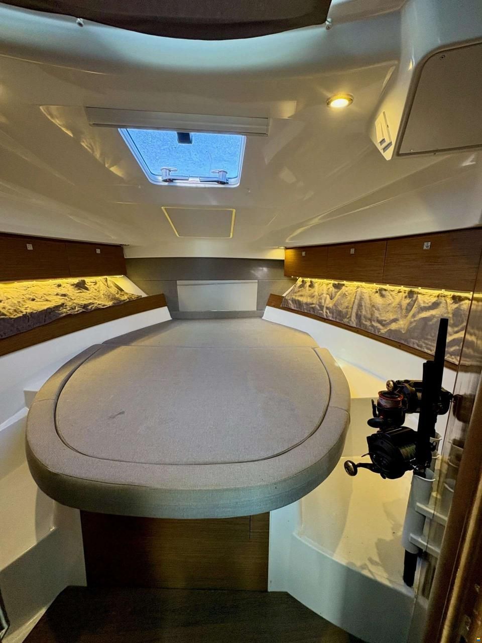 Jeanneau Merry Fisher 895