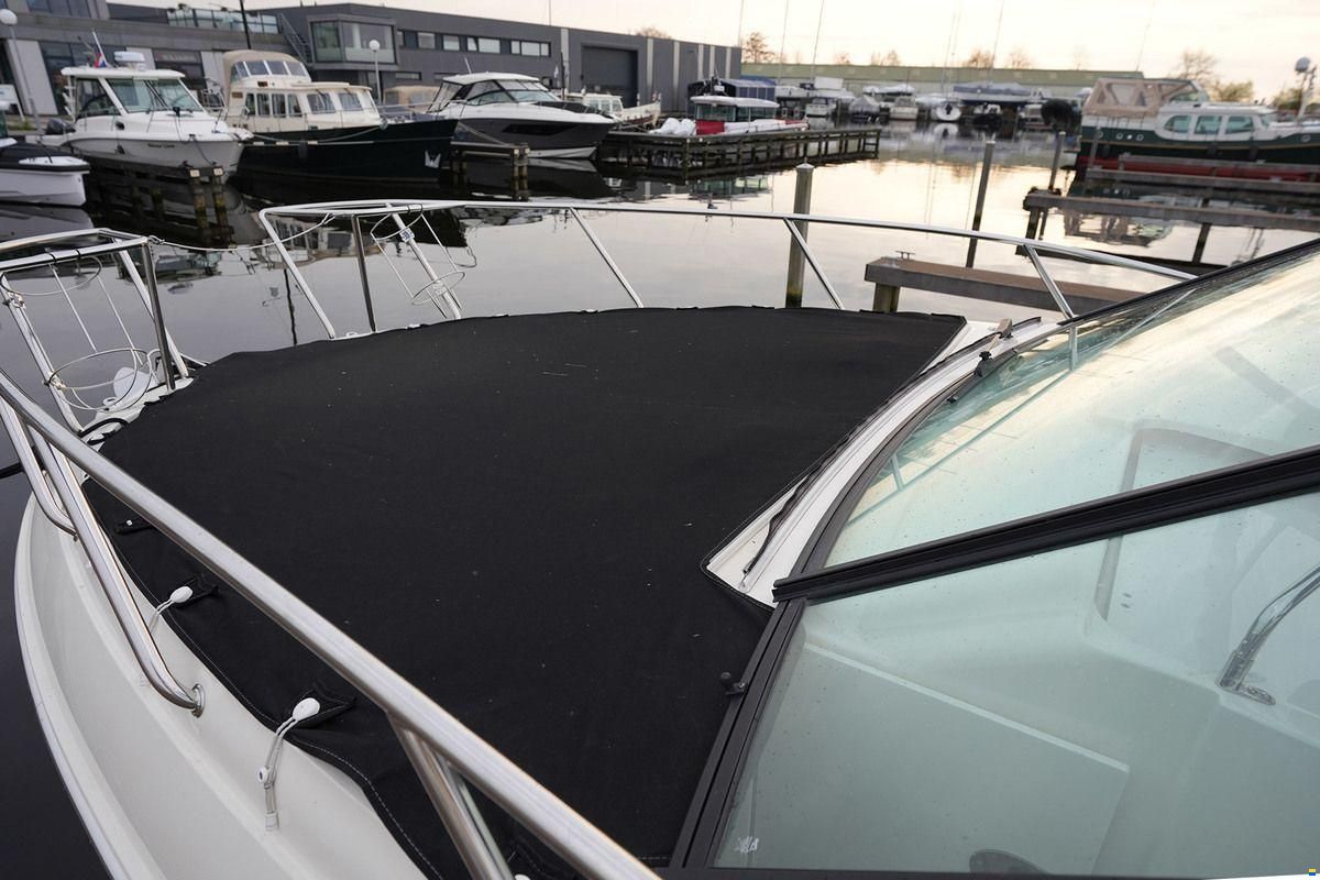 Sea Ray Sundancer 290