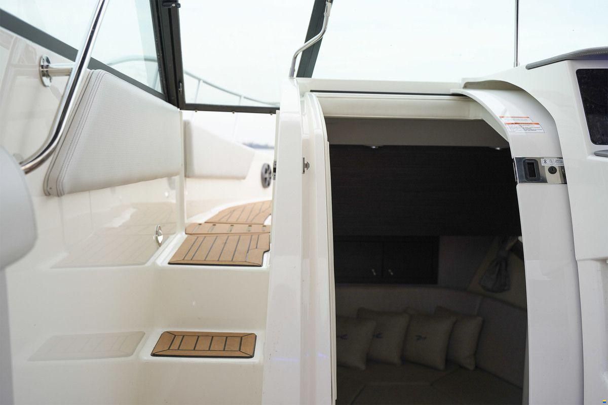 Sea Ray Sundancer 290