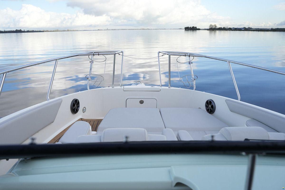 Sea Ray Sundancer 290