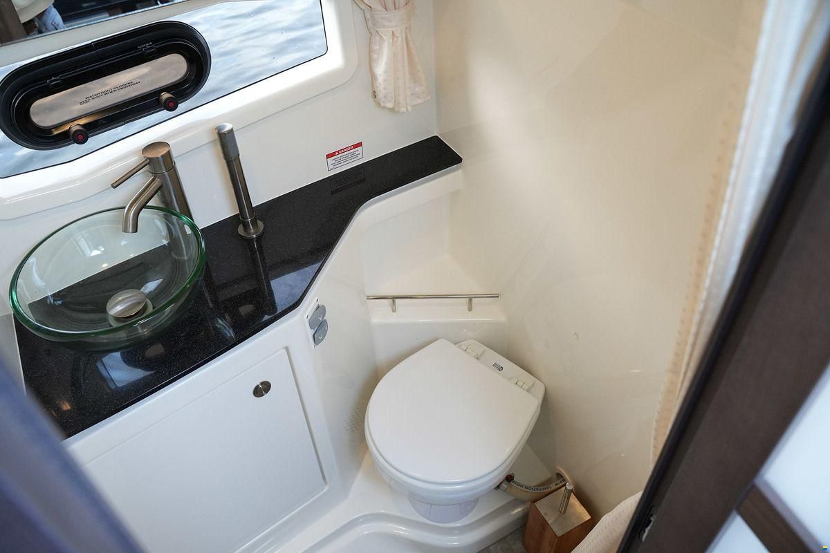 Sea Ray Sundancer 290