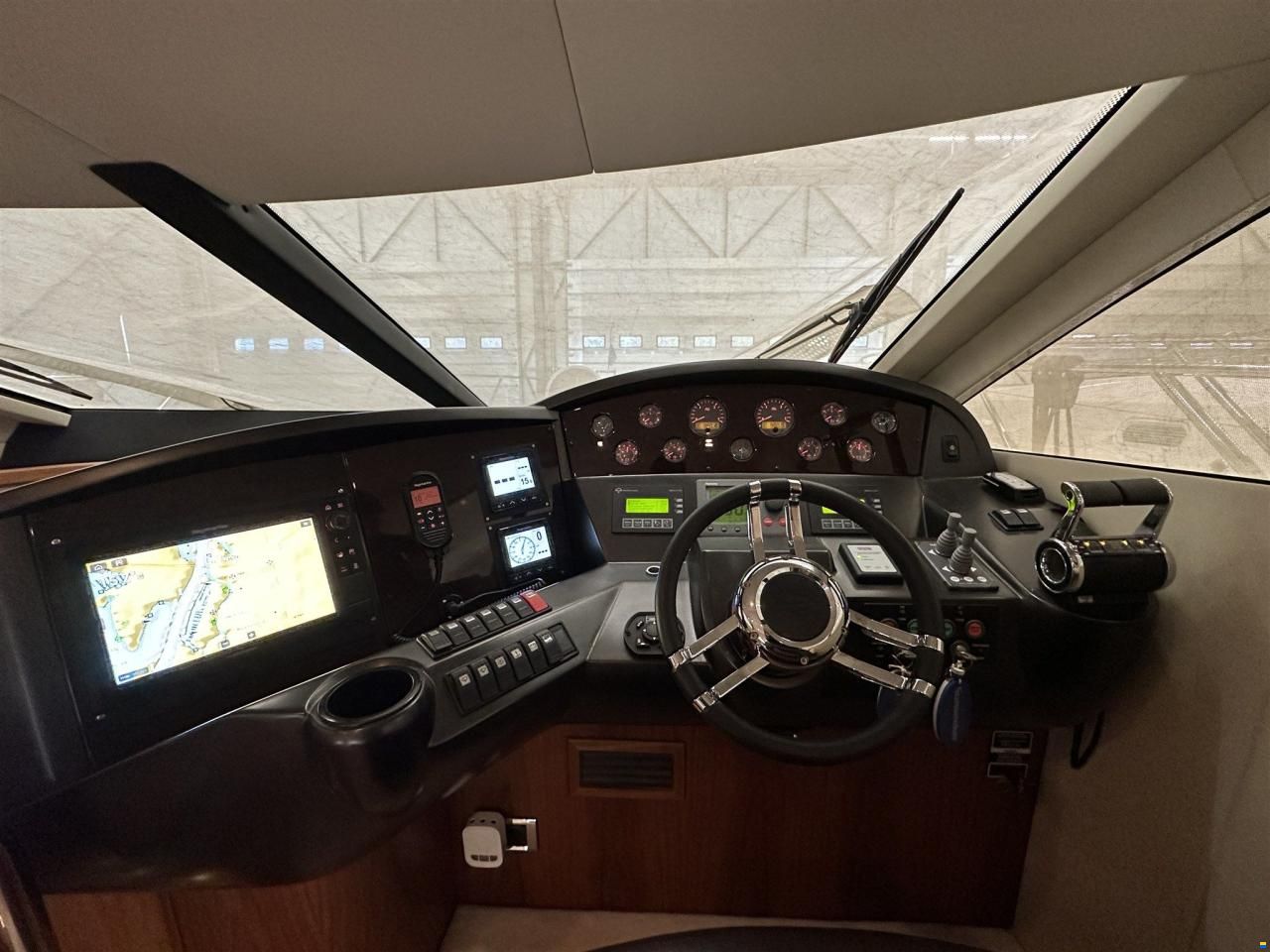 Sunseeker Manhattan 52