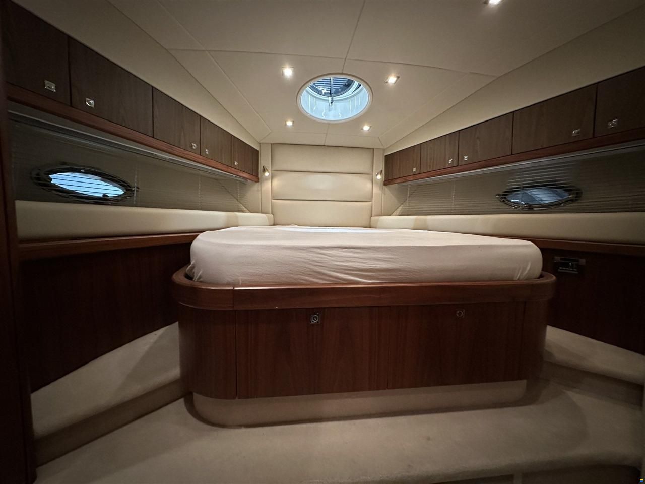 Sunseeker Manhattan 52