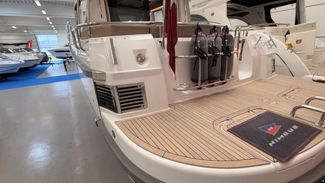 Nimbus 365 Coupe