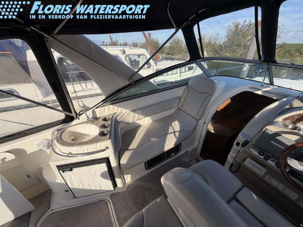 Larson Cabrio 274