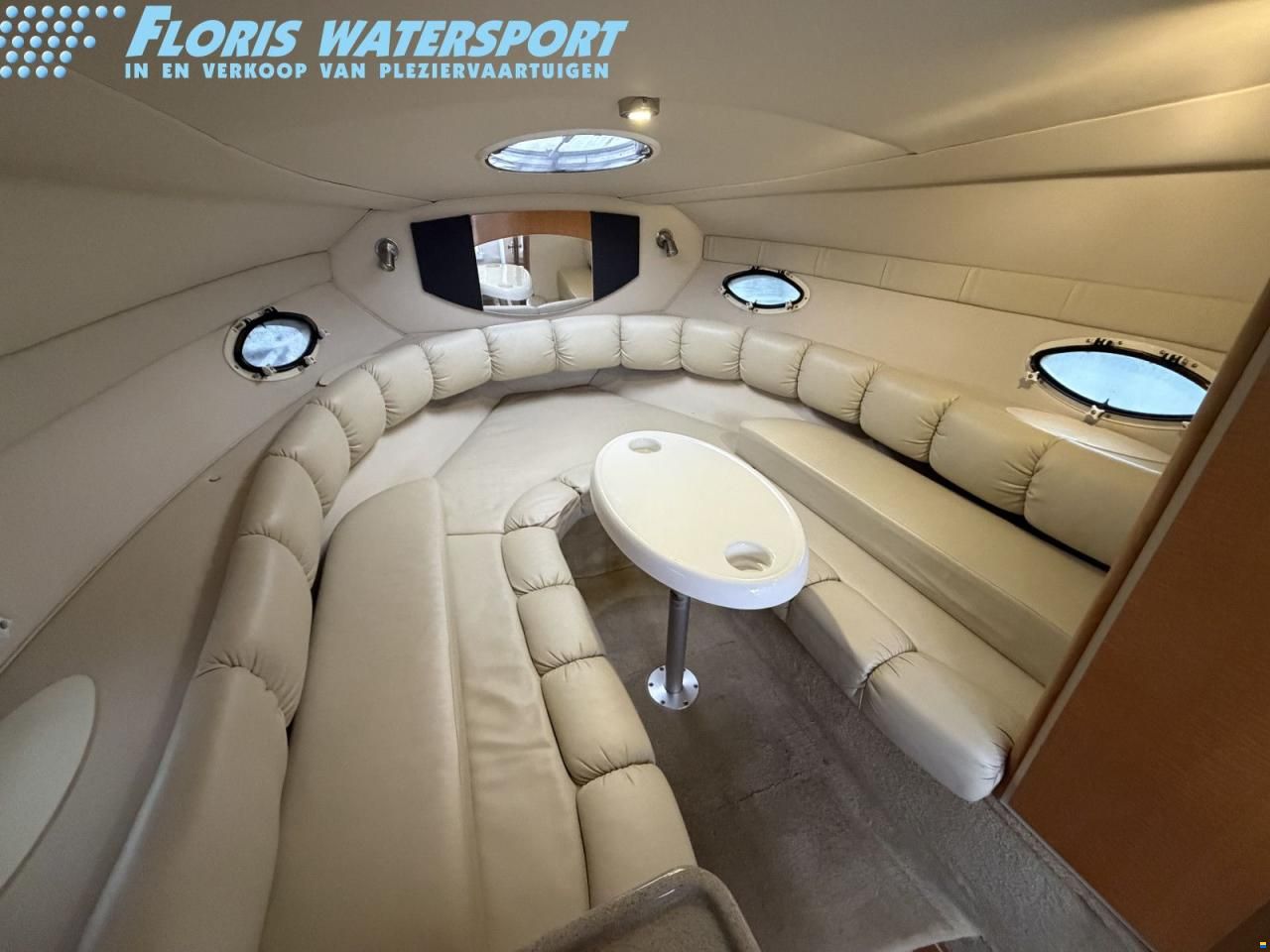 Larson Cabrio 274