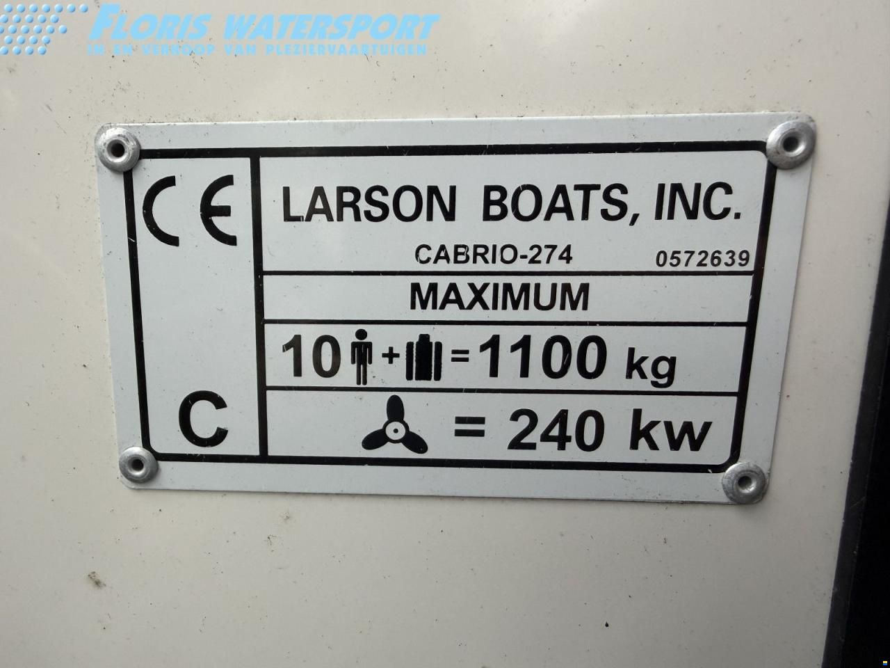 Larson Cabrio 274