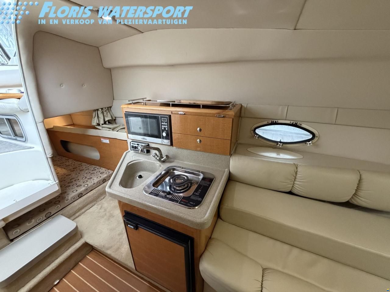 Larson Cabrio 274