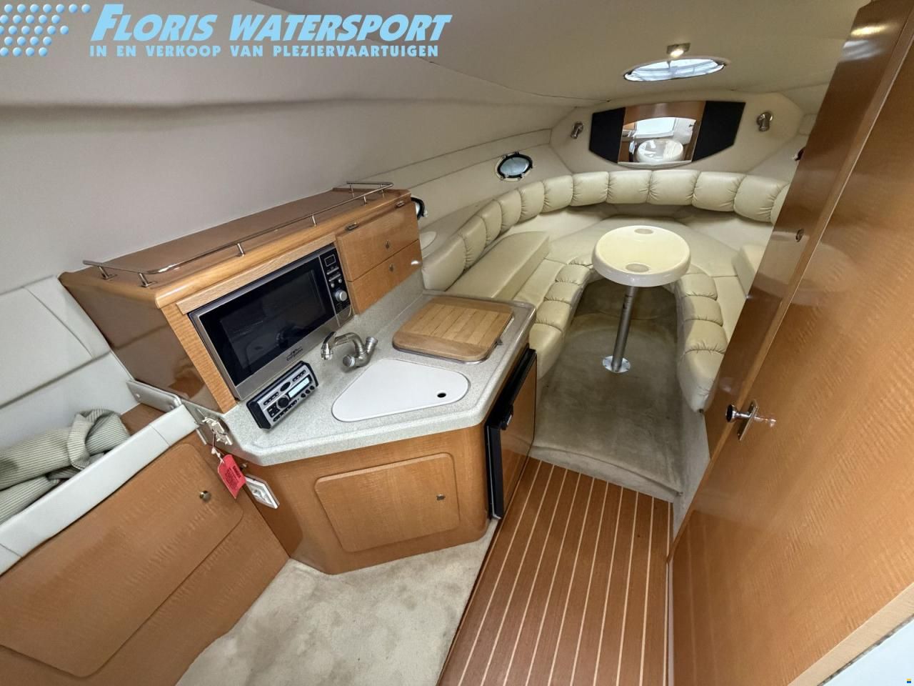 Larson Cabrio 274