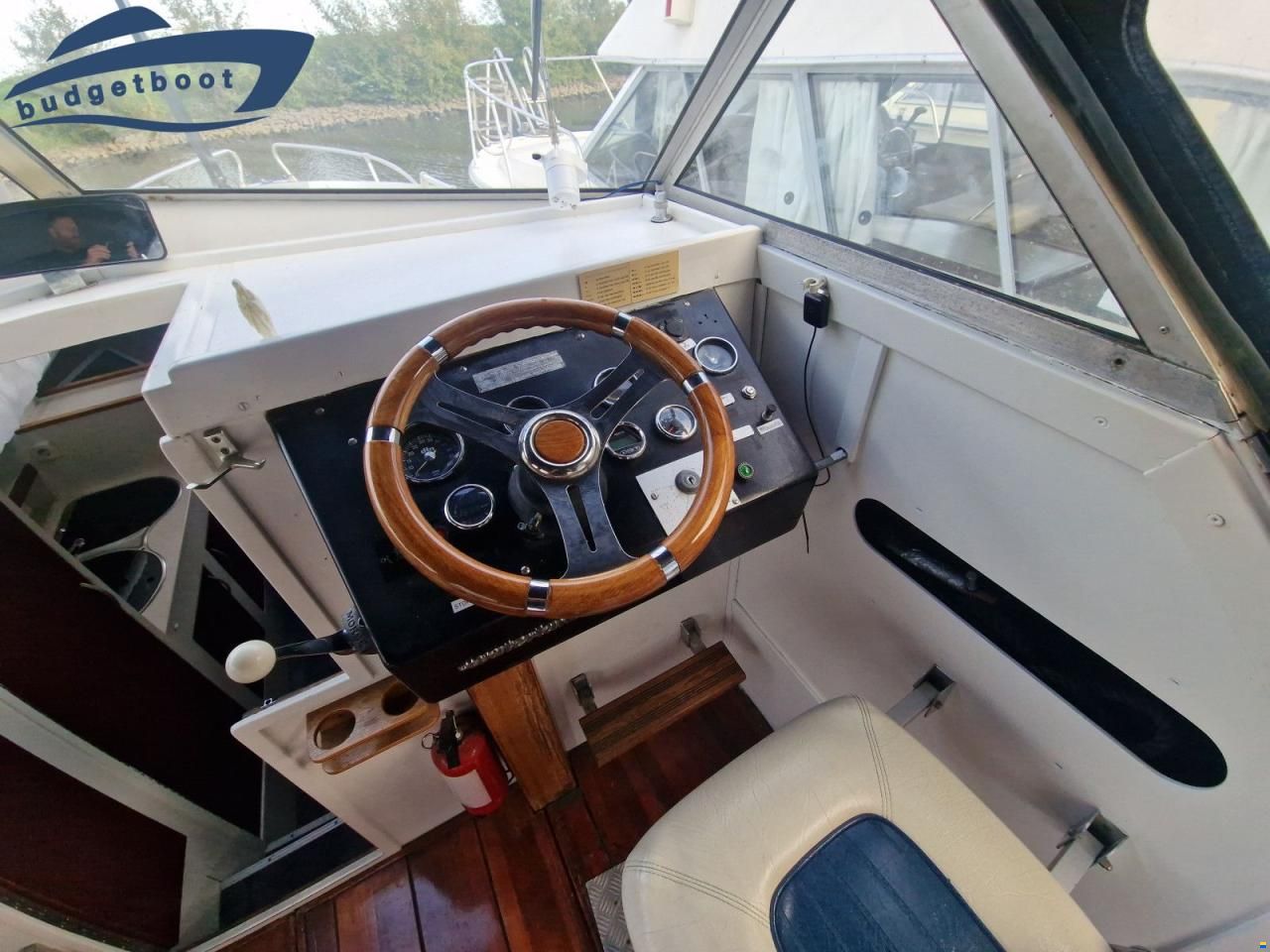 Waterland 750