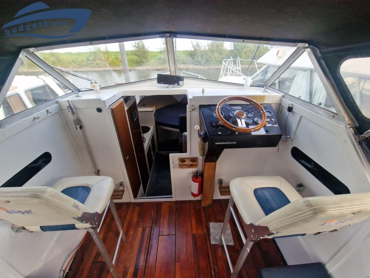Waterland 750