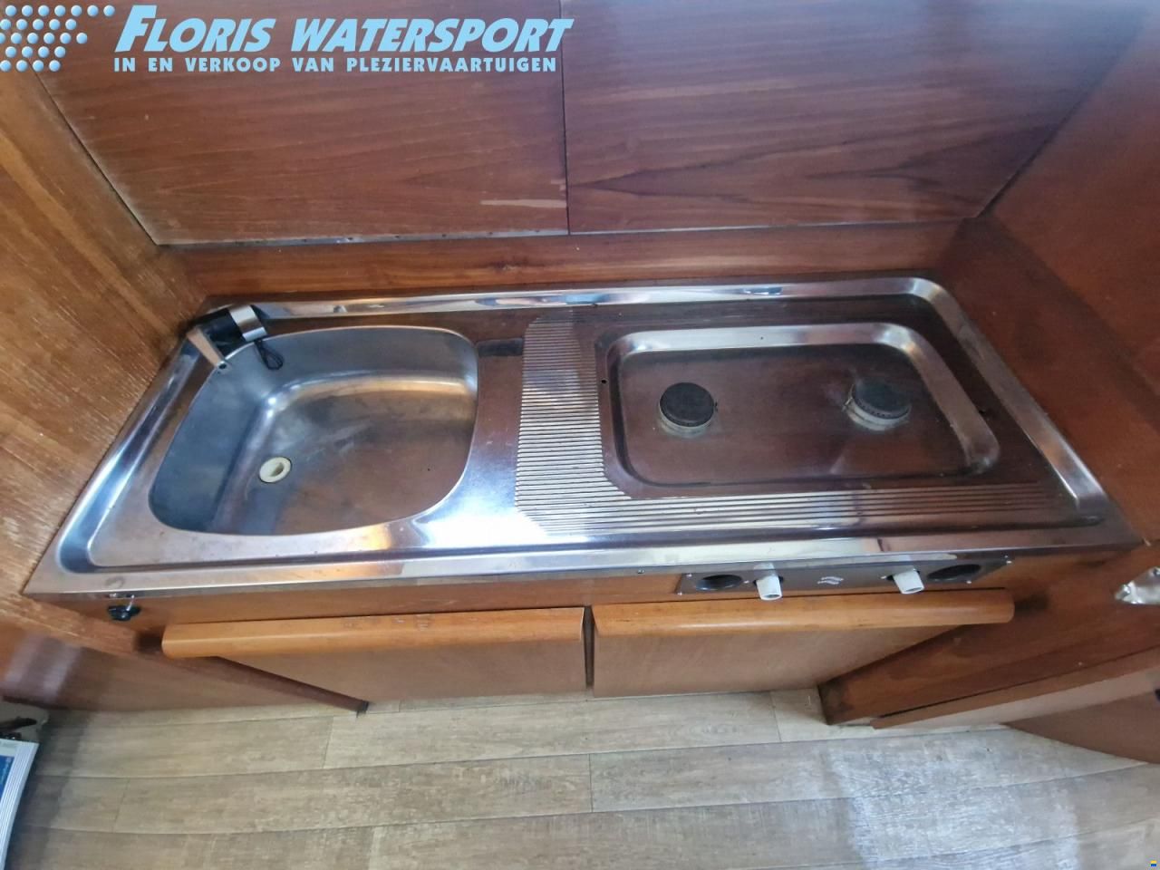 Marco Yachts 810 HT