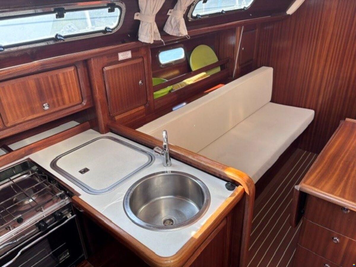 Bavaria 34